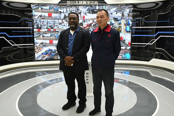 四川飛球積極尋求海外市場，邀請尼日利亞客人考察交流