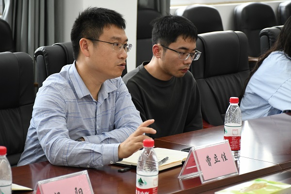 四川飛球協(xié)同專家教授召開數(shù)字化建設(shè)（一期）成果交流會(huì)